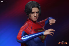 Hot Toys MMS715 The Flash - 1/6th scale Supergirl Collectible Figure