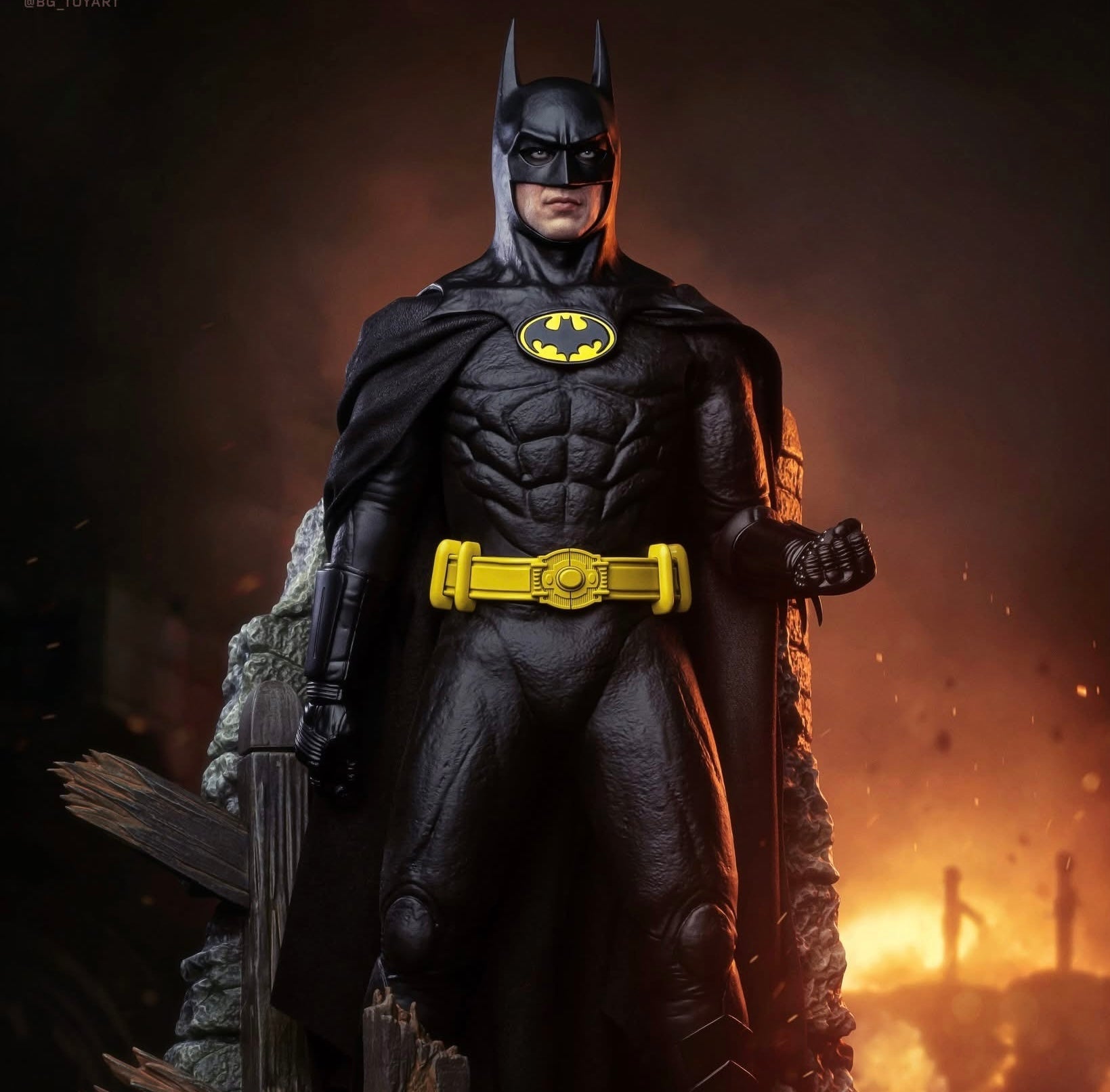 Hot Toys MMS692 Batman (1989) - 1/6th scale Batman Collectible Figure