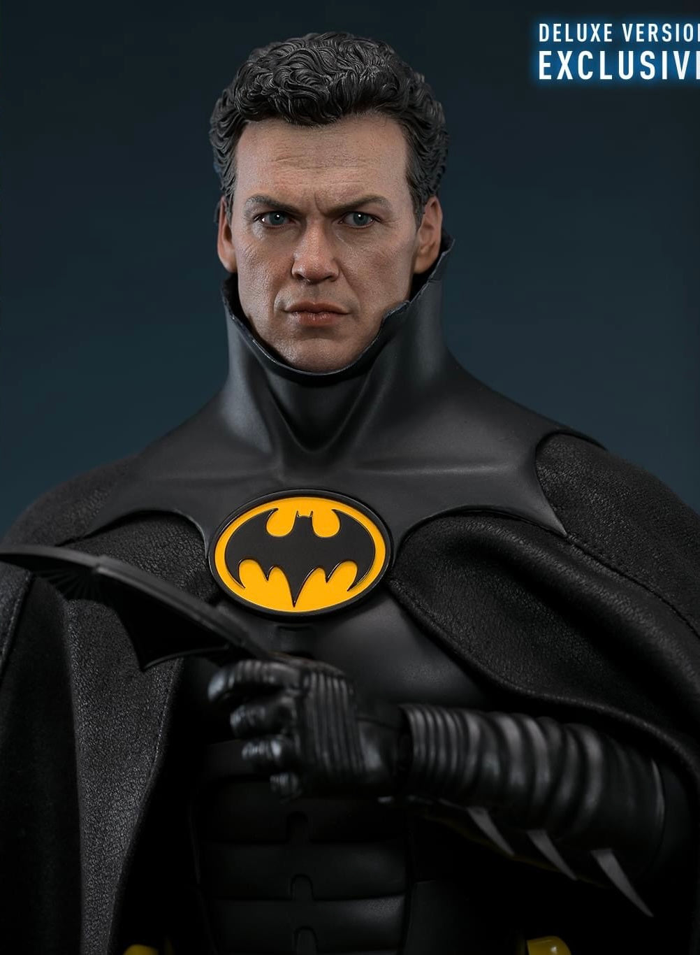 Hot Toys MMS770 Batman Returns - 1/6th scale Batman Collectible Figure (Deluxe Version)