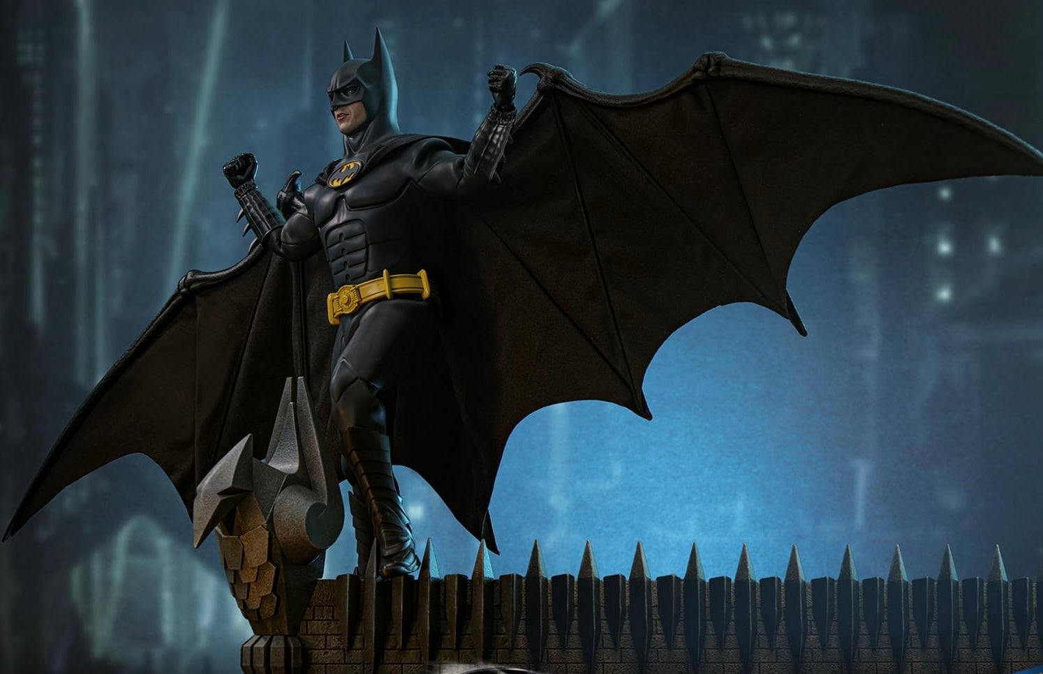 Hot Toys MMS770 Batman Returns - 1/6th scale Batman Collectible Figure (Deluxe Version)
