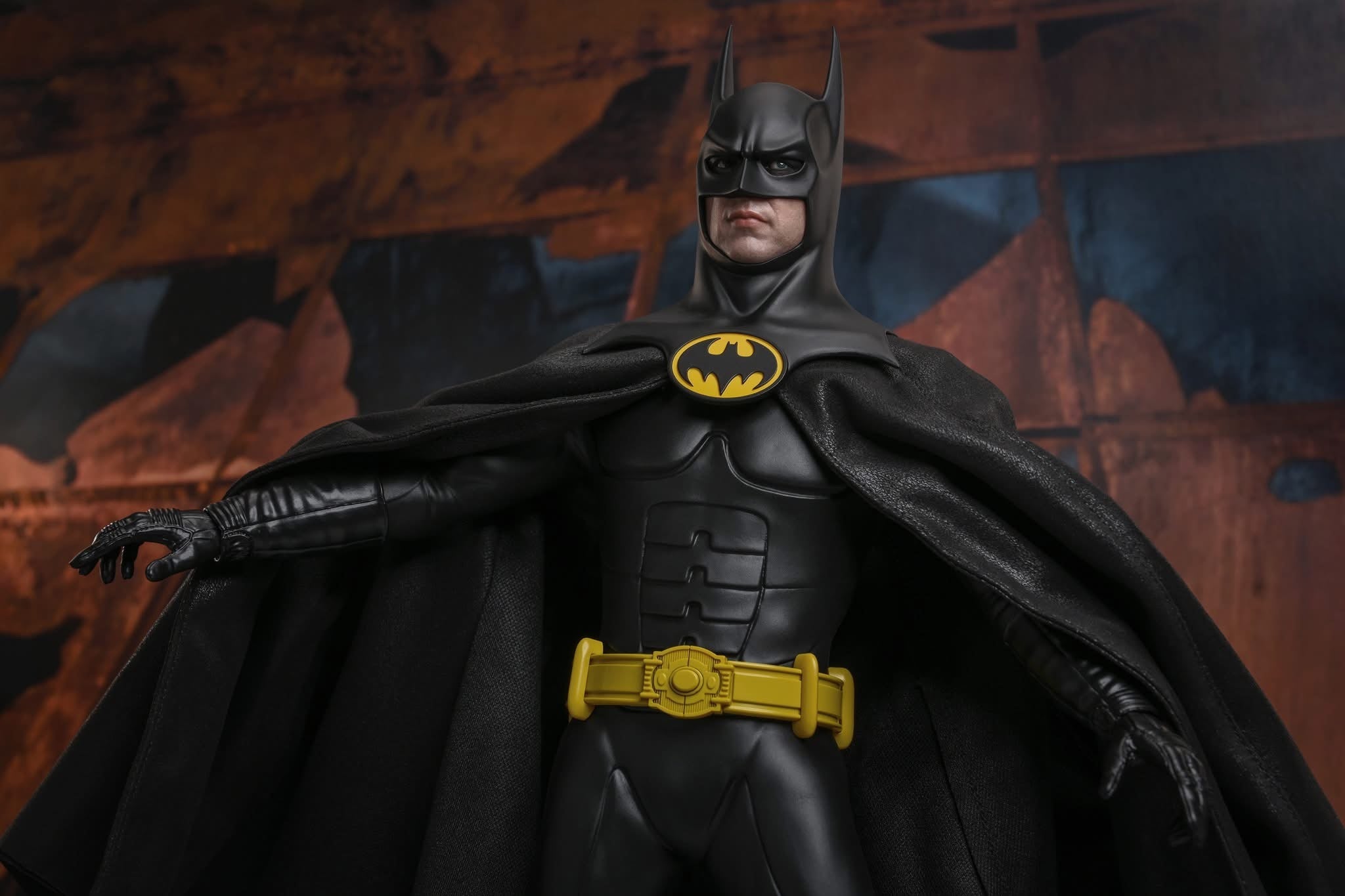 Hot Toys MMS769 Batman Returns - 1/6th scale Batman Collectible Figure