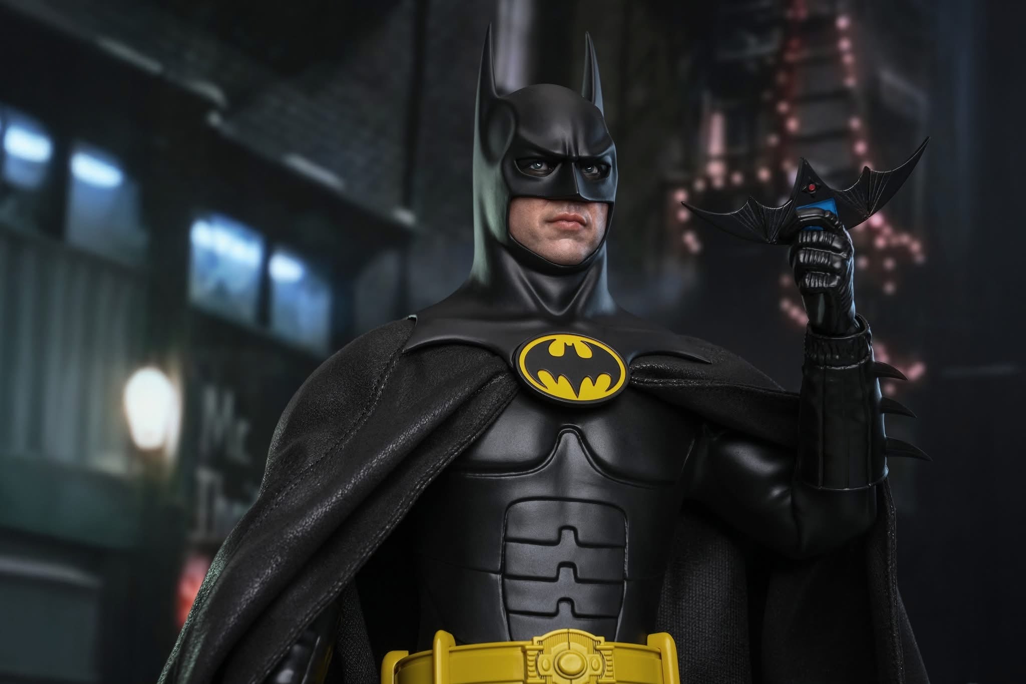 Hot Toys MMS769 Batman Returns - 1/6th scale Batman Collectible Figure